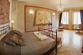 Goodnight Apartman Varsó